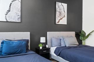 Luxe King 3BR Townhouse -Mins to Uptown CLT - 6