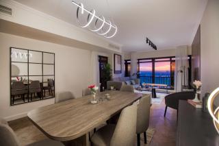 Nile and Pyramids View 3BR Maadi Apartment - 5