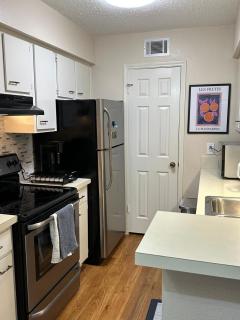 HoustonEnergyCorridor Home - 7