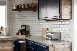 Modern Tiny House with Spectacular Views - 3