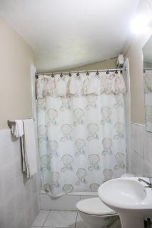 2BR Villa Ocean Views Beach 5mins to Airport - 1