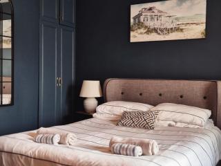 Unique & Stylish Town House in Central Cheltenham - Cheltenham - 2