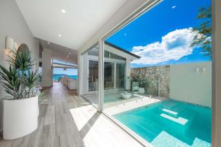 Coastal Haven Retreat - Luxe Airlie Beach Holiday Home - 0