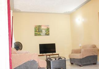 Oceanview 2BR Getaway 3min Beach 5min Airport - 2