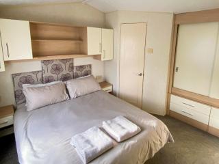 Gold Sierra - Uk41942 - Llanddulas - 1