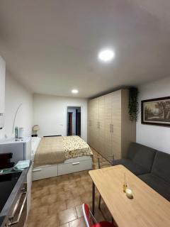 Silver Apartment - 6