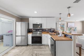 7 Dockside Dream- 3BR 3BA Pool Home with Water views! home - 9