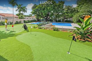 Mega House - Pickleball, Pool, BBQ, Golf, GameRoom - L37 - 8