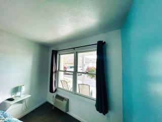 2 Compact Combined Family Studios - Lake City - 2
