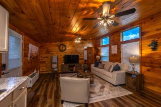 Rustic Mt Sterling Cabin1 Near Downtown Pets OK - Mount Sterling - 0