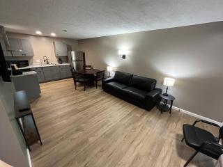 Valley Inn and Suites - 6