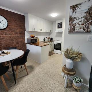 LBarza Private 1BR Serviced Apartment CBD - 6