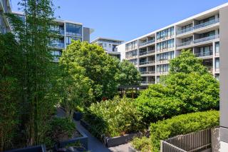 Rosebery Spacious 2Br Apt Near CBD Free Parking - 2