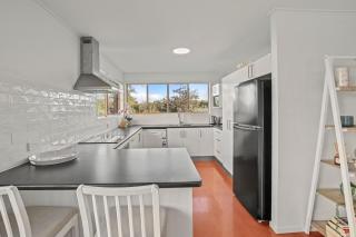 Russell Street 12, Shelly Beach - Caloundra - 8
