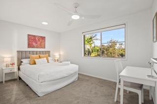 Russell Street 12, Shelly Beach - 4