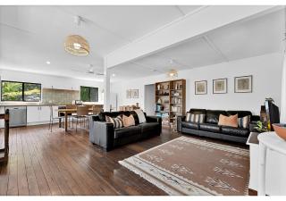 Charming Lakeside Retreat - Cootharaba - 5