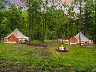 Luxury Glamping Tent with HotTub, FirePit & Heater at Red River Gorge with Wooded Views & Bath House - 8