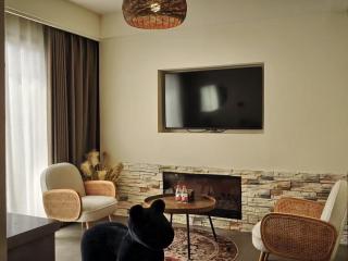 Qingqian Guanshan Swimming Pool Private Hot Spring B&B - 3