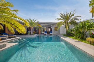 Pattana Sun Villa - Modern 4 Bedrooms Villa with Pool - 2