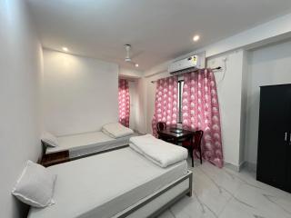Hotel Nalanda Guest House - 2