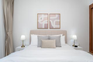 Majestic 2BR in Princess Tower - 3