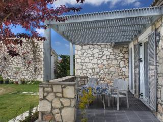 Lovely villa in complex of 2 separate villas, close to Laganas sandy beach - 8