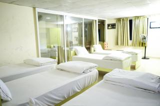 SHALOM HOME STAY valparai - 8