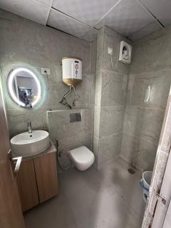 Moduluxe Studio, Near Metro & Expo - 4