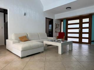 Spacious Three Bedroom Villa - 8