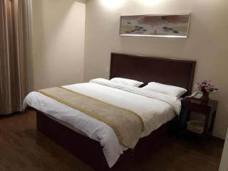GreenTree Inn Jiangsu Wuxi New District High Speed Rail Station Newland Family Express Hotel - 2