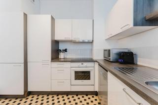 Appartement 2 chambres avec parking, proche métro - Lille - 2