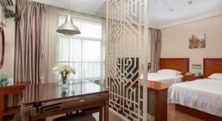 GreenTree Inn Yancheng Economic Development Zone Management Committee Express Hotel - Yancheng - 9