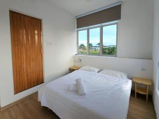 Luna Suites Deluxe Queen Room - 0
