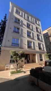 Hotel La Favorita - Tirana - 8