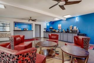 Econo Lodge Inn & Suites - Enid - 8