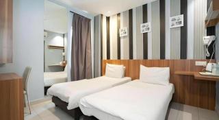 Cappuccino Hotel @ Mount Austin - 5