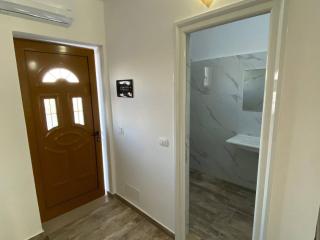Sea Holiday Apartments - 8