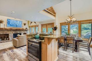 402 Timber Escape at Chapparal! Relaxing Deer Valley Condo with Hot Tub! Close to Skiing & Hiking! condo - 5