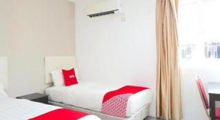 OYO 89373 Nobel Homestay - 9