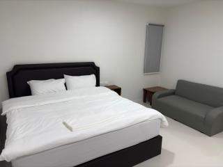 The Six Resort Lopburi - 3