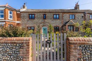 Norfolk - Cottage - Stay 8 - Pet Friendly - Garden - 8