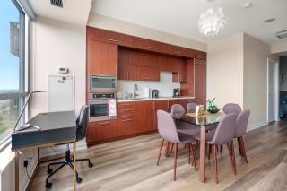 Breathtaking Skyline View 1Bd & Den Apartment - 4