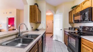 Private 3 Bed 2 Bath House - Cozy family vacation home sleeps up to 6 guests - 5