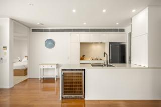Riverside Lux 2Bed 2Bath Parking - 4