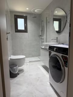 Poseidon 77B Luxury Residences - 5