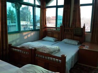 Taj Mahal International Guest House - Dargai - 7