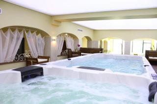 White Rock Castle Apartments - Pool & SPA - Balchik - 1