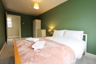 Perfect Bridgend Stay: Comfort & Space! - Bridgend - 8
