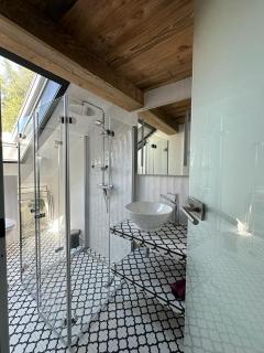 Haus I'mperfect - 6