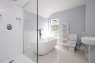 Modern Cardiff Retreat with Garden! - Cardiff - 5